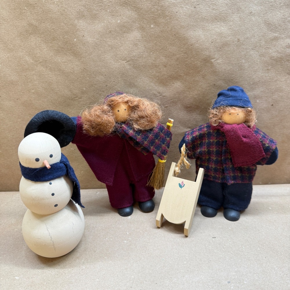 1992 Lizzie High Ladie and Friends Winter Dolls Snowman Sled Figurine Set 3pc